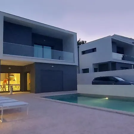 Gozo - New Luxury With Private Pool * フォス・ド・アレーリョ